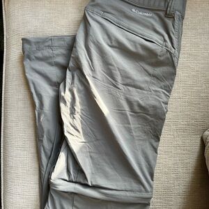 Columbia Gray Women’s Hiking Zip-Off Pants
